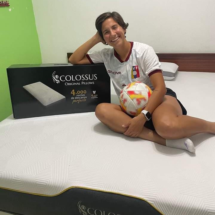 Veronica Herrera futbol tenerife seleccion venezuela cama colchon dormitorum colossus_